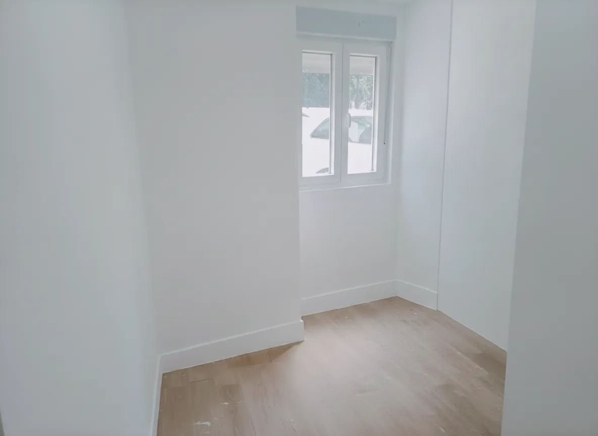 T2+1 com espaço exterior e muita luminosidade no Areeiro · Bairro dos Actores